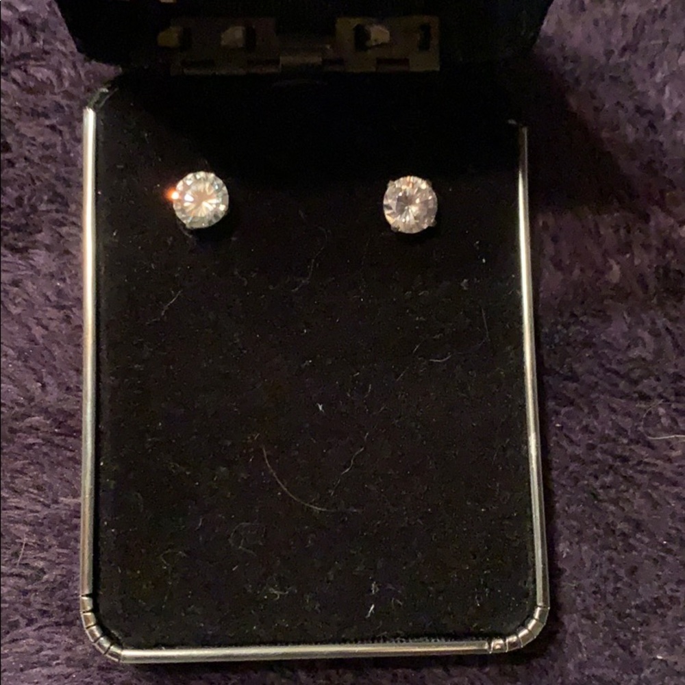 Diamond stud earrings